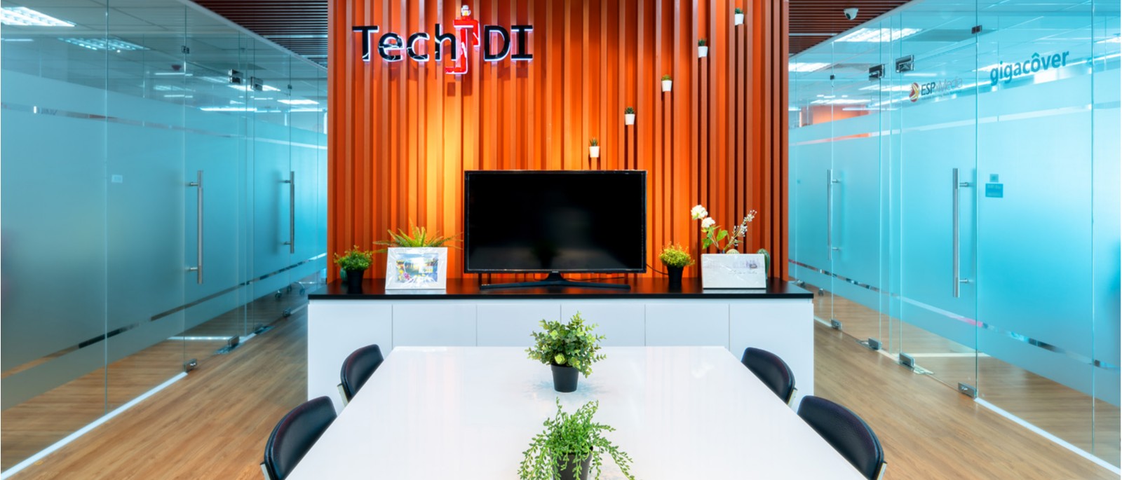 Tech JDI